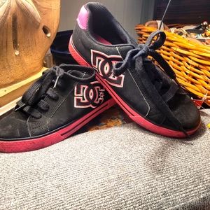 Ladies DC sz8